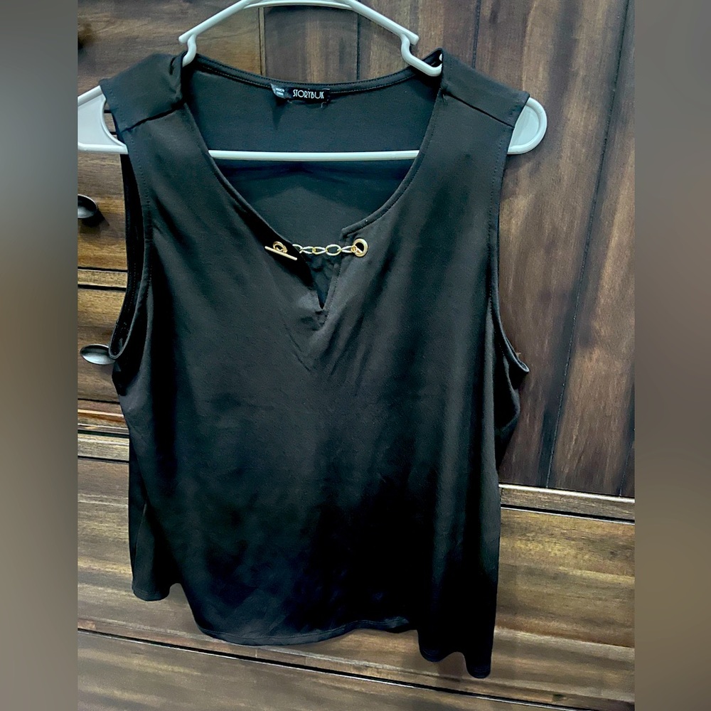 NWOT! Super cute dressy tank!